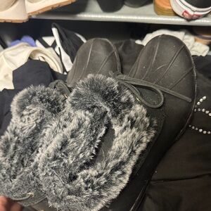 Sperry Black Ankle Boots with Faux Fur